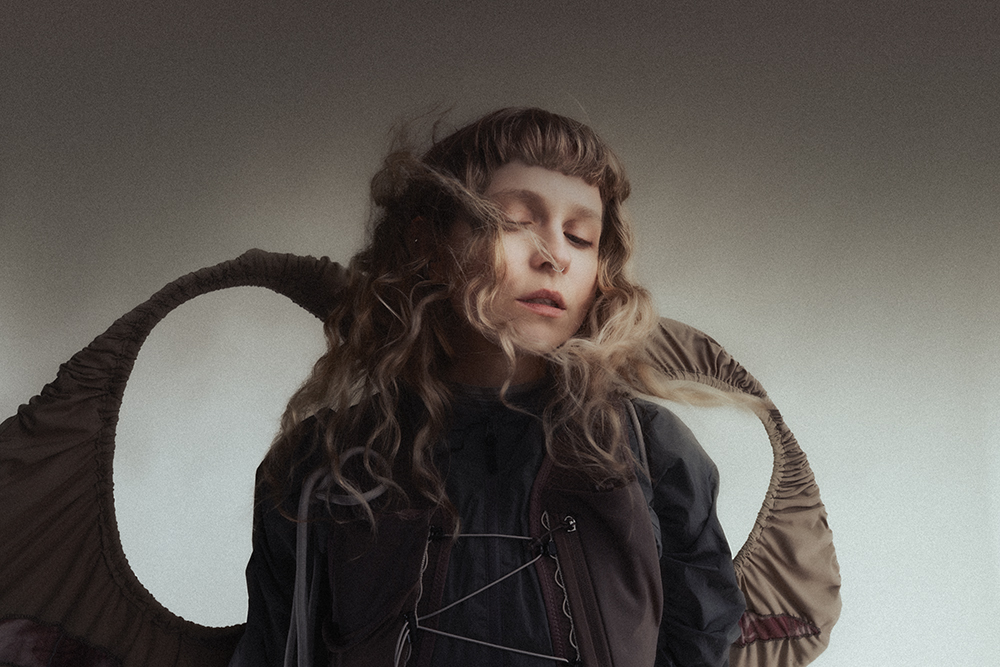 Moyka Icarus: The Fearless Return of the Electropop Visionary