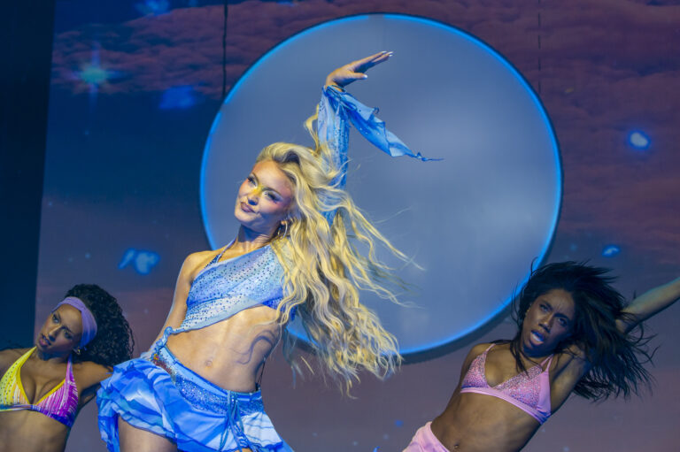 Zara Larsson Blue Moon Music Video